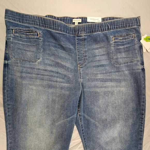 Westbound Woman the High Rise Fit 24W Skinny Crop Jeans Pull On Med Wash L334 - Picture 7 of 7